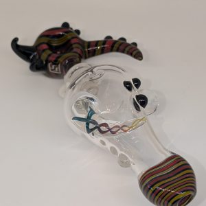 Crafted in the USA, this American Helix bubbler uses their signature Helix Venturi chamber to spin and cool your smoke into a smooth, swirling tornado before you inhale. Available in multiple finishes, it stands out for both its performance and design.