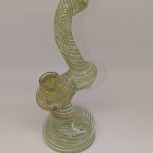 Experience smooth, clean hits with this hand-blown glass bubbler. Each piece is one-of-a-kind, featuring vibrant colors and a design that blends artistry with functionality.