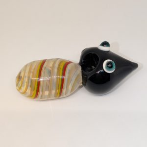 Adorable hand-blown glass bug hand pipe